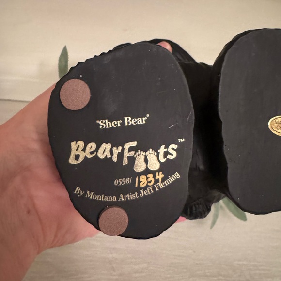 Big Sky Carvers Bearfoots Bears by Jeff Fleming - SHER BEAR - Picture 5 of 6